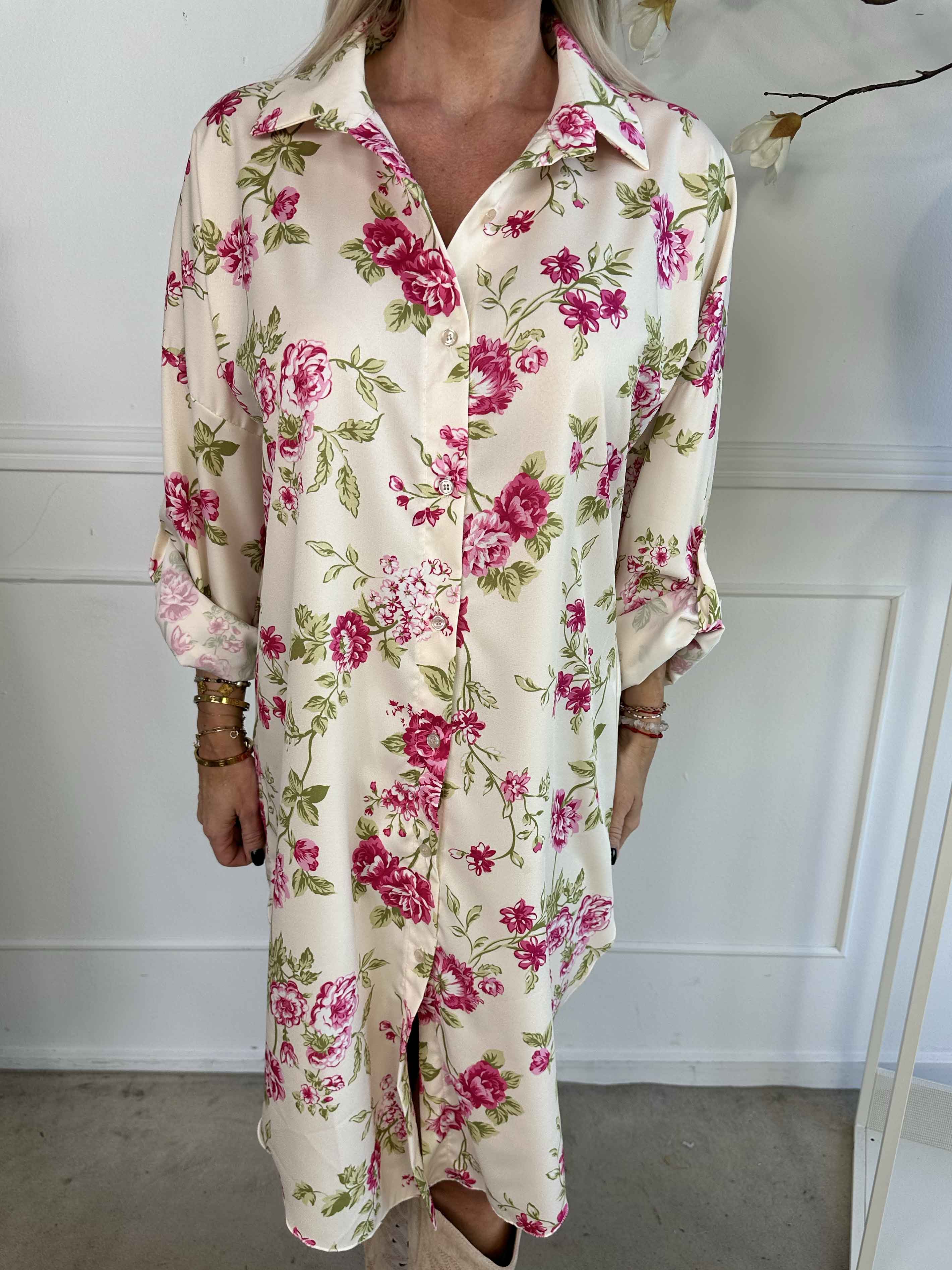 Jessica - Skjortklänning i viskosblandning med spetsrosor